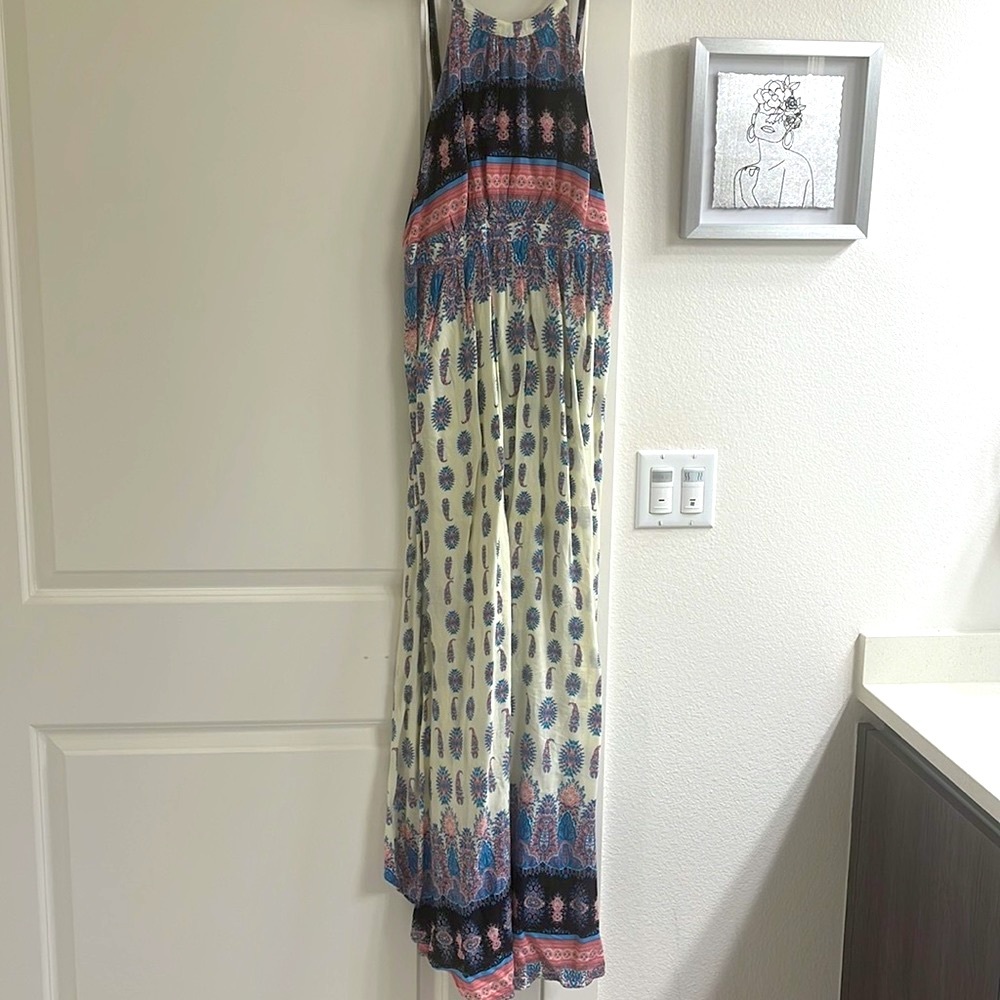 Lulus BoHo chic summer and spring dress with open back